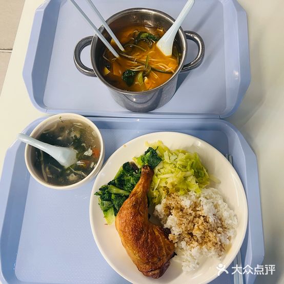 北大家园饭堂