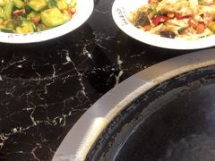 -边江铁锅炖鱼(振八街店)