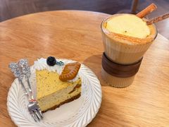 -ZAZA.CAFE.BAR