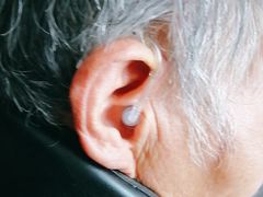 -自然之声助听器·呼吸机(公园路店)