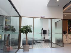 -英派斯健身旗舰店(海信国际中心馆)