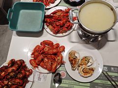 -金马门国际美食百汇(珞喻路店)