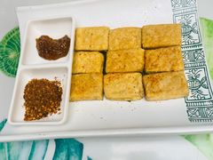 香煎石屏豆腐-云海肴汽锅鸡·云南小炒(曲江大悦城店)