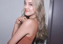 -CARR SALON