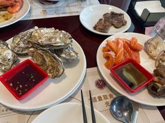 -荣誉国际酒店-云顶旋转餐厅