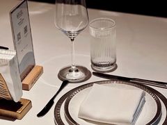 -Mogul Eatery·大亨餐酒馆