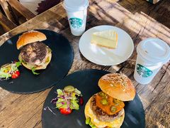 -HIGH FIVE哈福手工汉堡(桂林路店)