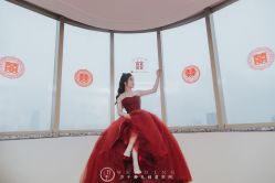 -伯瓷皇后婚纱艺术空间