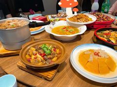 -有红鸡毛店·川菜(建设路店)