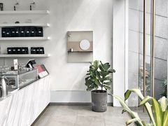 -UNI UNI(环亚凯瑟琳店)