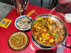 -冯烫烫跷脚牛肉·川菜小馆(武胜西街店)