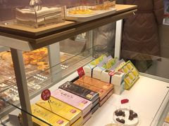 -好利来(高新枫叶广场店)