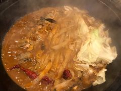 -万里闯关东铁锅炖菜馆(高新旗舰店)