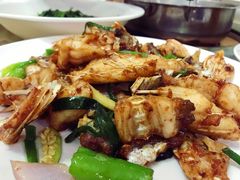 黑椒鱼骨-红日饭店(裕隆三路店)