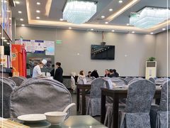 大堂-鸿运楼烤鸭店(天桥店)