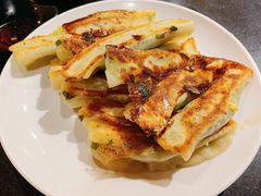 韭菜鸡蛋锅贴-燕青小馆(东园大厦店)