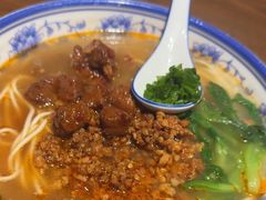 -辣肉面大王(天平路店)