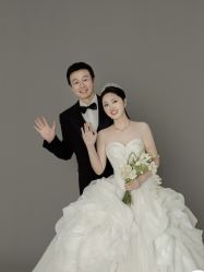 -雪中彩影婚纱摄影·微光艺术中心