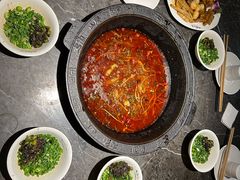 -大鱼山房鱼头火锅(老字号品质店)