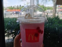 -麦当劳(展览路店)