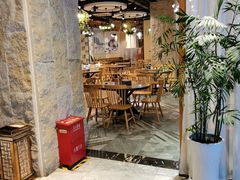 -香山湖家家宴(中山陵店)