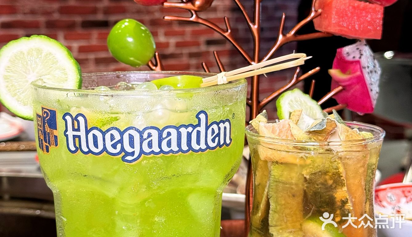 一秒回到东北那旮瘩！铁锅炖也太太太香了吧！