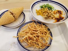 -正南齐北·老街糯米团(洪崖洞店)