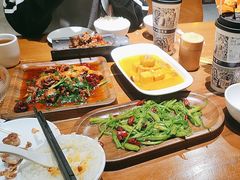 -隔壁老王·家常云南菜(皇冠店)