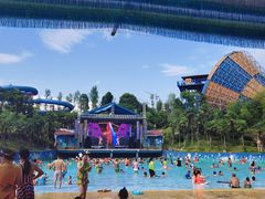 -海世界温泉水上乐园