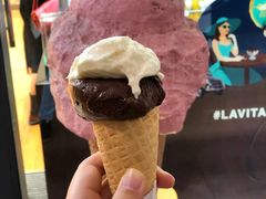-VENCHI 闻绮(上海佛罗伦萨小镇店)