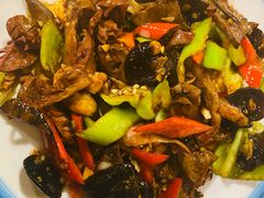 -靠山屯东北农家菜(八龙桥雅苑店)
