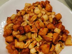 -鑫巴蜀小镇 · 水煮鱼专研店(玉桥店)