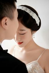 -雪中彩影婚纱摄影·微光艺术中心