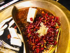 -沸炉重庆老火锅(军事博物馆店)