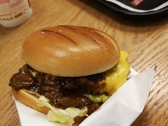 厚切澳洲牛排堡-肯德基(黎阳映像店)