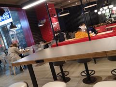 大堂-肯德基(龙之梦购物中心店)