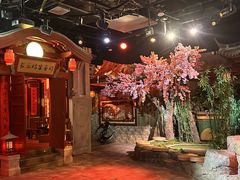 -暴风岛沉浸式体验馆(百联世纪店)