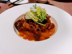 主厨牛腩-佳兰雅序融合菜(高新店)