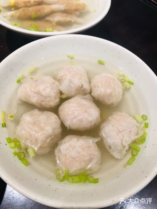 邵子牙·中华老字号(定安路店)马鲛鱼丸汤图片