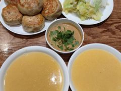 -清真吴记门钉肉饼·喜多利