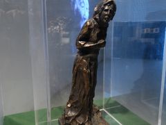 张充仁·雕塑《渔夫之妻》-上海油画雕塑院