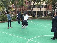 -上海理工大学附属杨浦少云中学