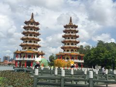 -龙虎塔