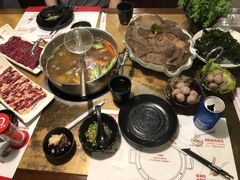 -左庭右院鲜牛肉火锅(金山万达店)