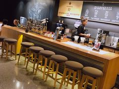 -星巴克臻选(国贸商城首店)