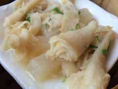 -御花园·粤菜·海鲜火锅(中山公园店)