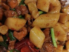 -隔壁老王·家常云南菜(花巷店)