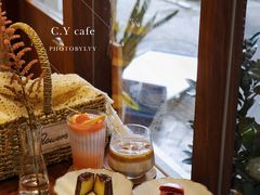 -C.Y Cafe
