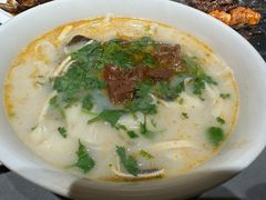 -郑享吃烧烤烩面(红专路店)