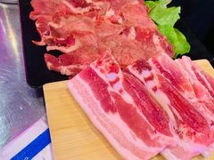 -豚豚家돈돈가韩国锅盖烤肉(新北万达店)